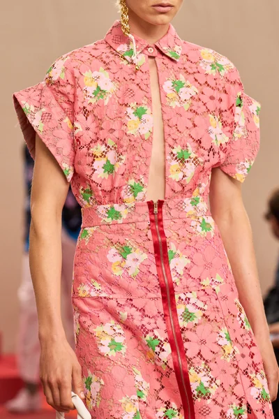 Look 145